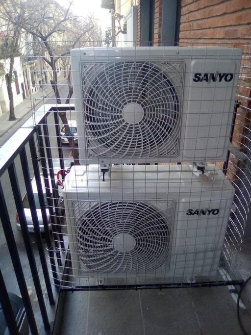 Suite In San Telmo Dormitorio En Suite Con Dos Banos Y Balcon A La Calle Buenos Aires Ngoại thất bức ảnh