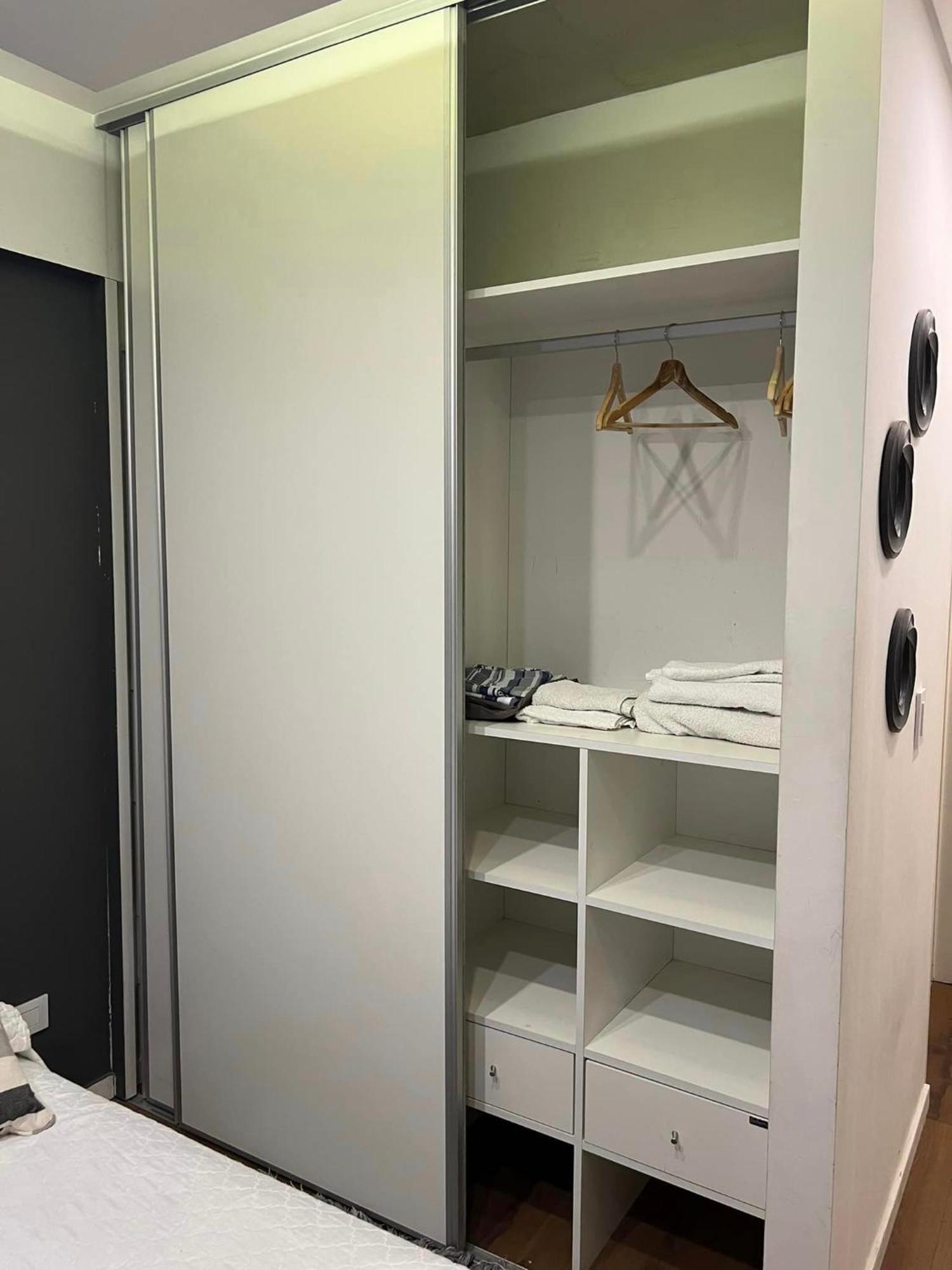 Suite In San Telmo Dormitorio En Suite Con Dos Banos Y Balcon A La Calle Buenos Aires Ngoại thất bức ảnh